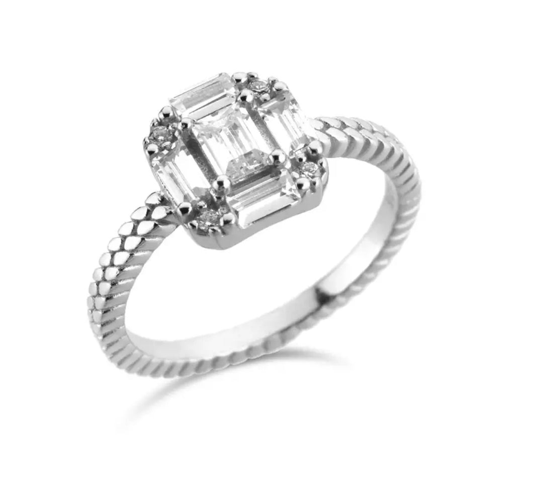 Anillo Cuadrado CZ Plata